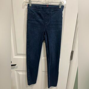 NWOT spanx Dark Wash Denim Jeggings - Stretch Skinny Pants